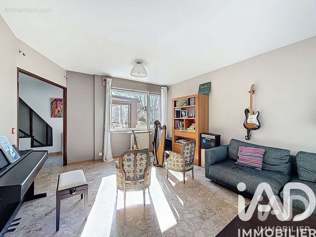 Photo 3 - Maison à HOUILLES