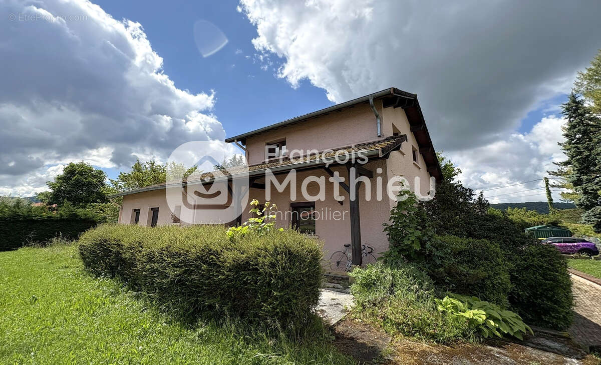 Maison à AMBERIEU-EN-BUGEY