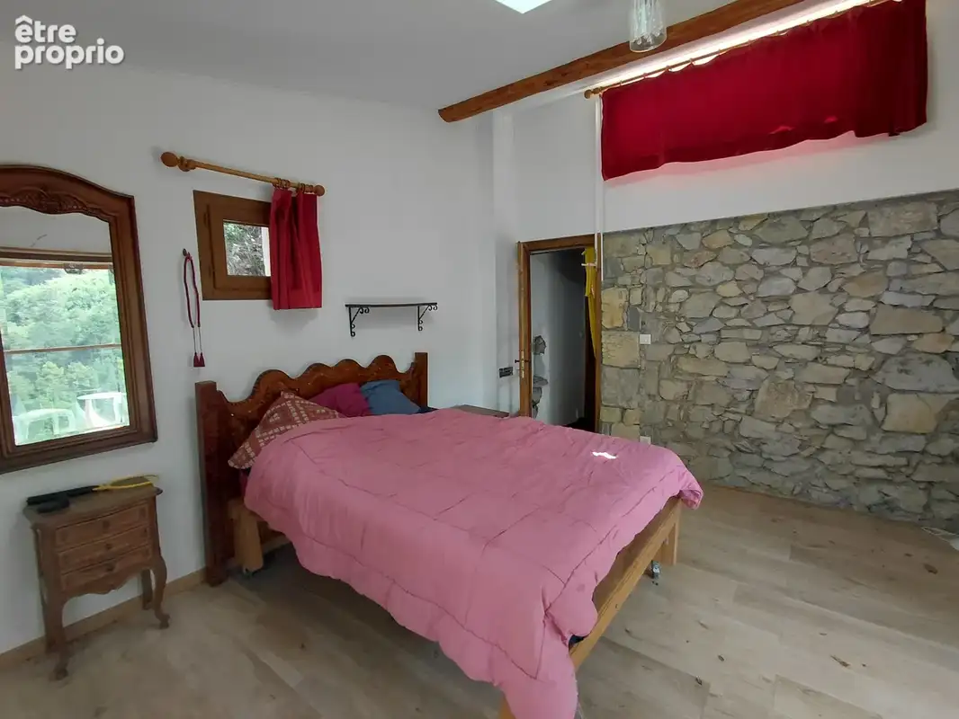 Maison à vendre avec 26200m² de terrain à PEILLE - photo 12