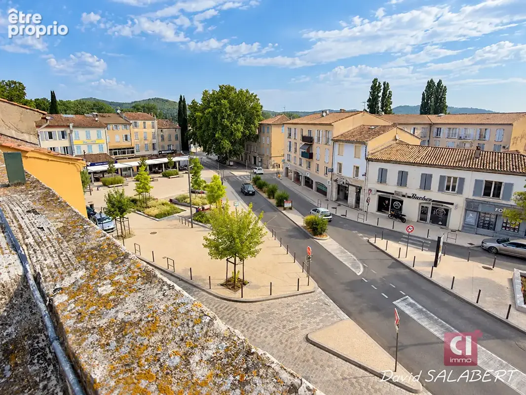 À vendre ? brignoles centre ? immeuble mixte d'environ 325 m² avec local loué, appartement, grenier, cour et terrasse - photo 17
