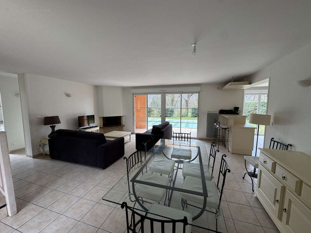 Maison à PONT-DE-LARN