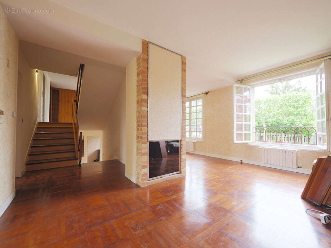 Maison à LES PAVILLONS-SOUS-BOIS