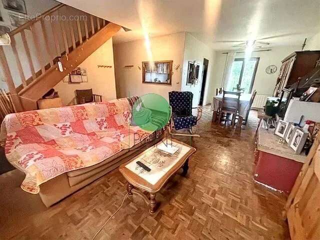 Maison à LA FERTE-ALAIS