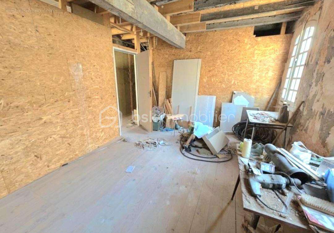 Maison de village avec fort potentiel idéale investisseur ou grande famille - photo 9