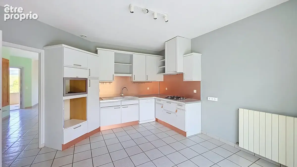 LES MARTRES DE VEYRE - Maison d'architecte 168 m2 sur terrain de 1043 m2 - photo 6
