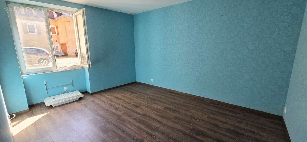 Appartement Arc Les Gray 4 pièce(s) 139 m2 - photo 6