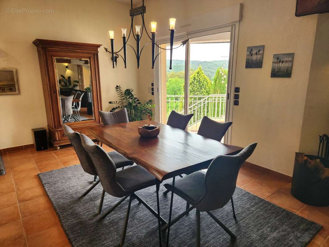 Superbe Villa de Campagne Alliant Luxe Moderne et un Magnifique Terrain - photo 4