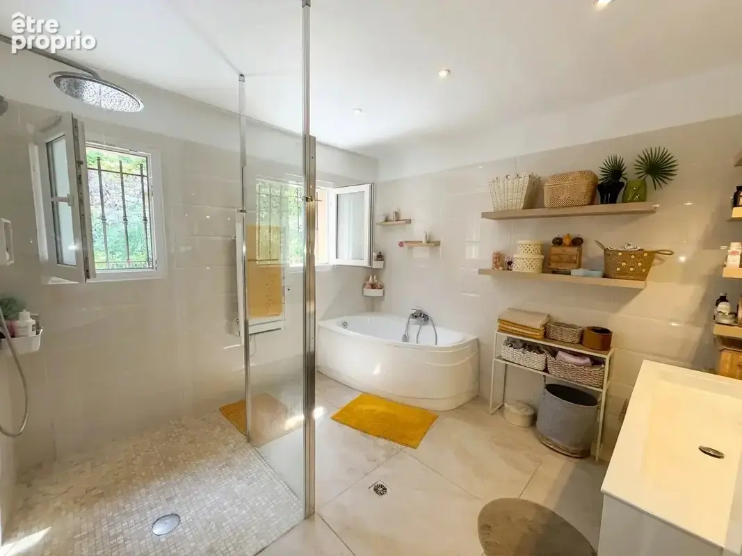 Villa d’exception en Provence - Élégance, espace et art de vivre - photo 15