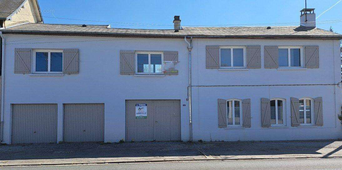 Maison à MAREUIL-CAUBERT