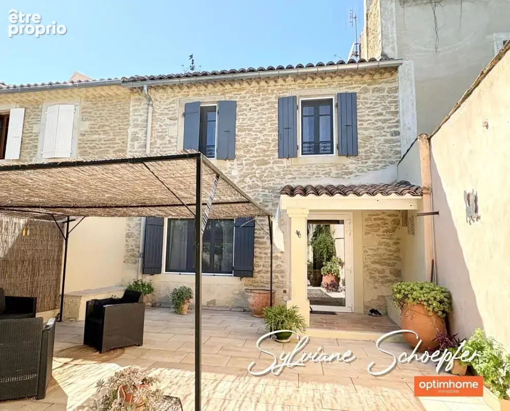 Maison de ville pleine de charme avec grand extérieur et garage, à 3 km de Grignan - photo 4