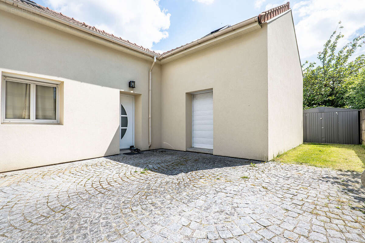 Maison - Champigny Sur Marne - 6 pièces 117 m2 - photo 6