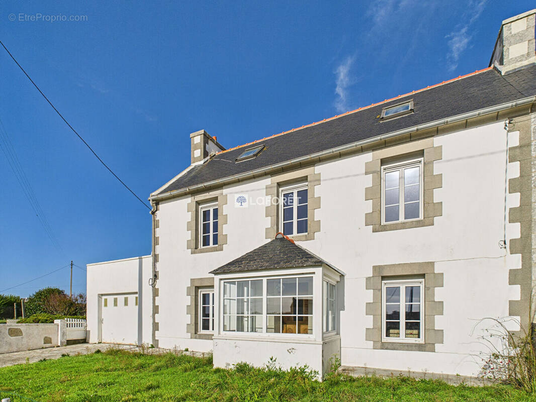Maison à PLOGOFF