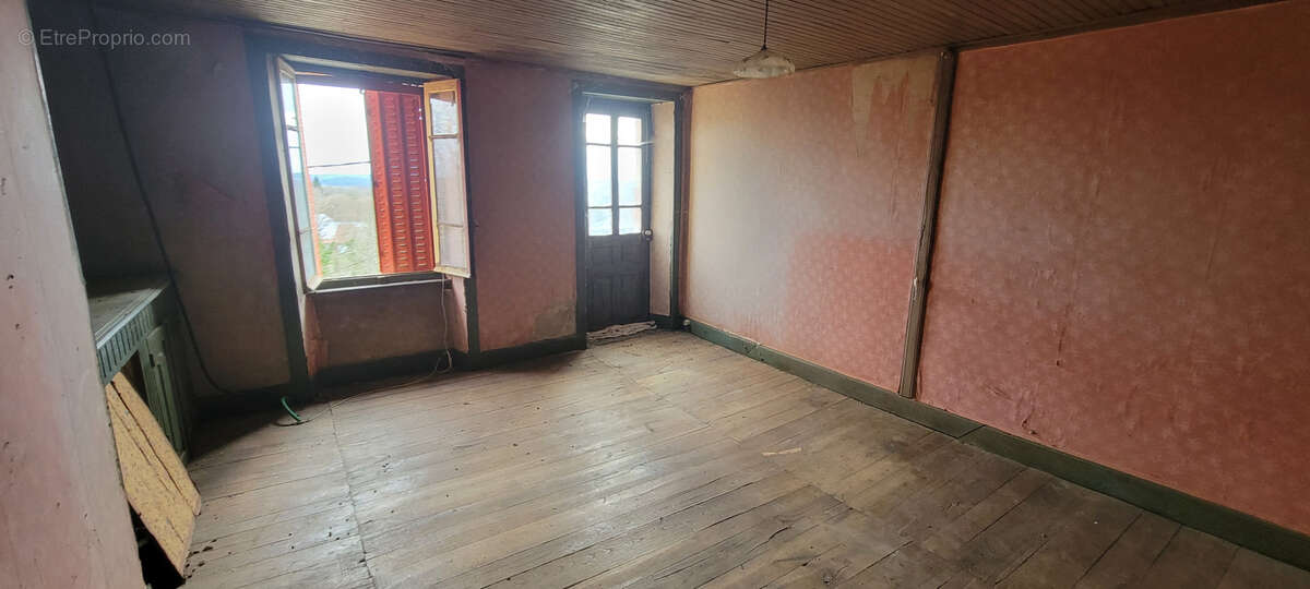 Maison mitoyenne des années 30 avec vue dégagée sur la campagne - photo 19