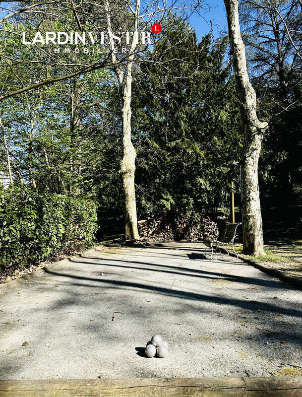 Maison à SAINT-GENIS-LAVAL