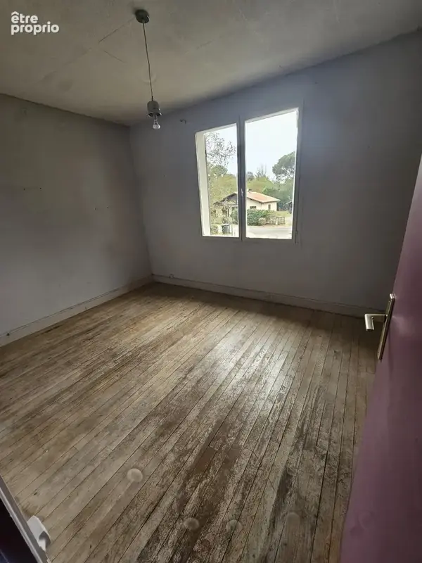 Au coeur d'Escource, belle opportunité pour cette maison des années 60 à rénover. - photo 6