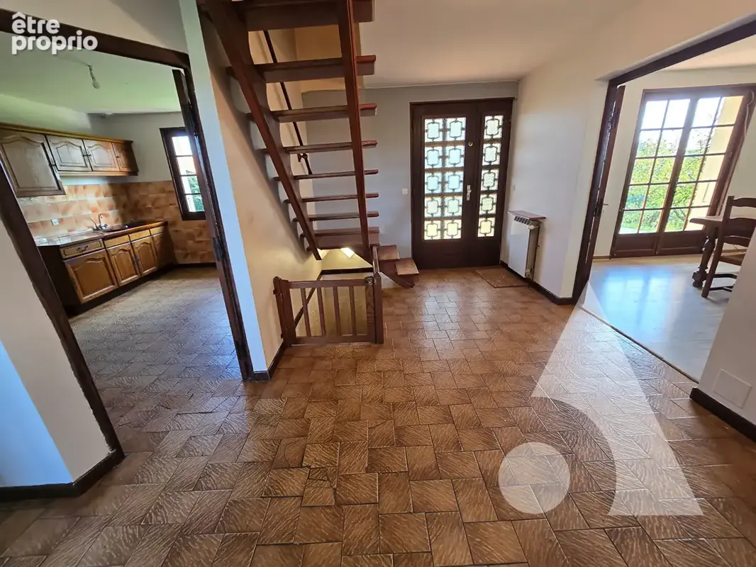 Maison 160m² - Dammartin - 5500m² de terrain - photo 3