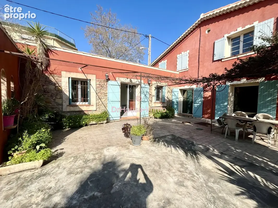 Maison 7 pièces 195 m² à vendre à Toulon (83200) - photo 3
