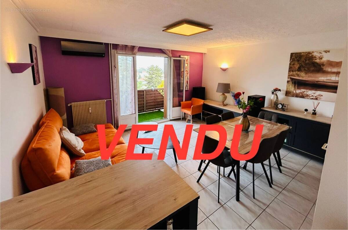 Appartement à SAINT-ETIENNE
