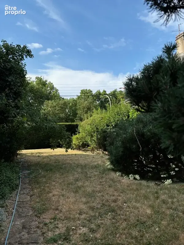 Maison 9 pièces 360 m² à vendre à Thionville (57100) - photo 2