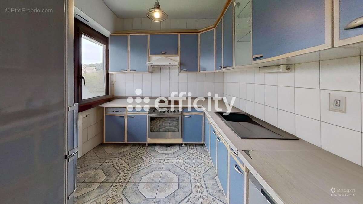 Appartement à LA ROCHE-SUR-FORON