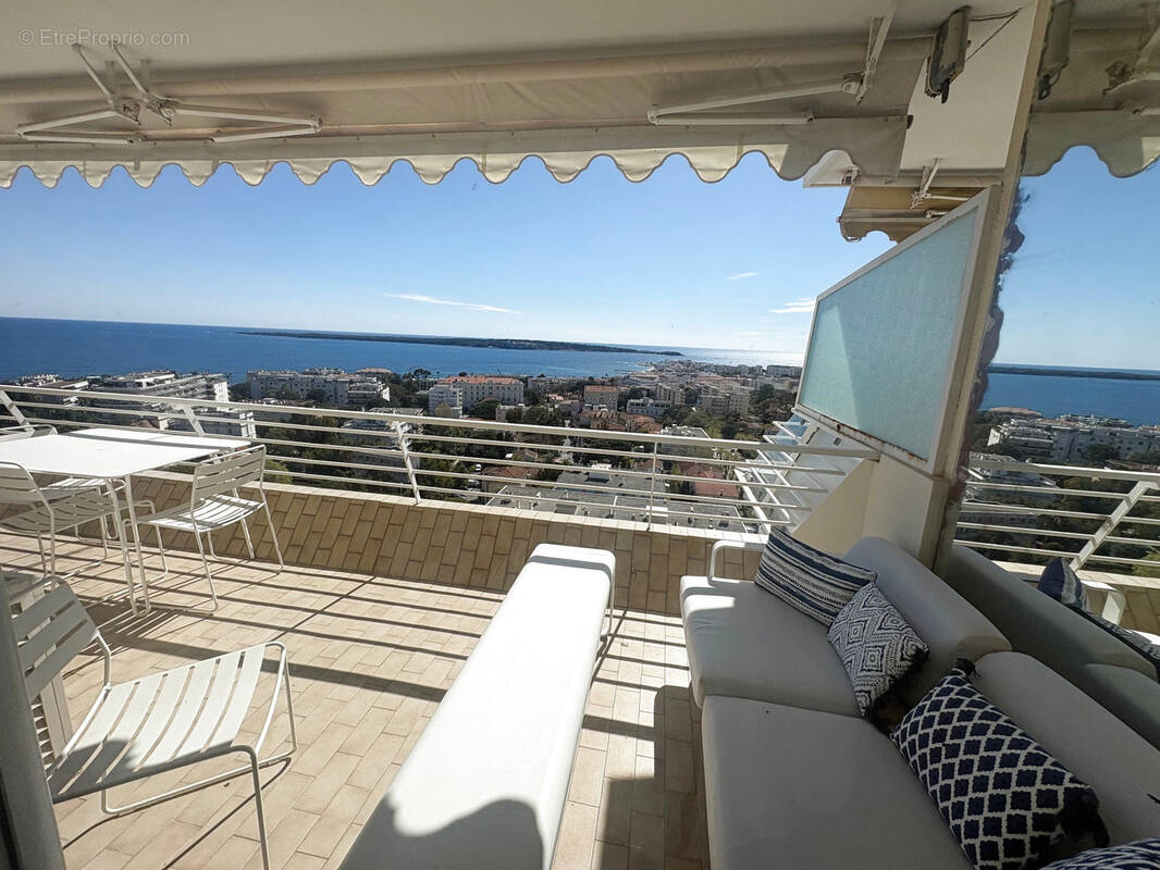 Appartement à CANNES