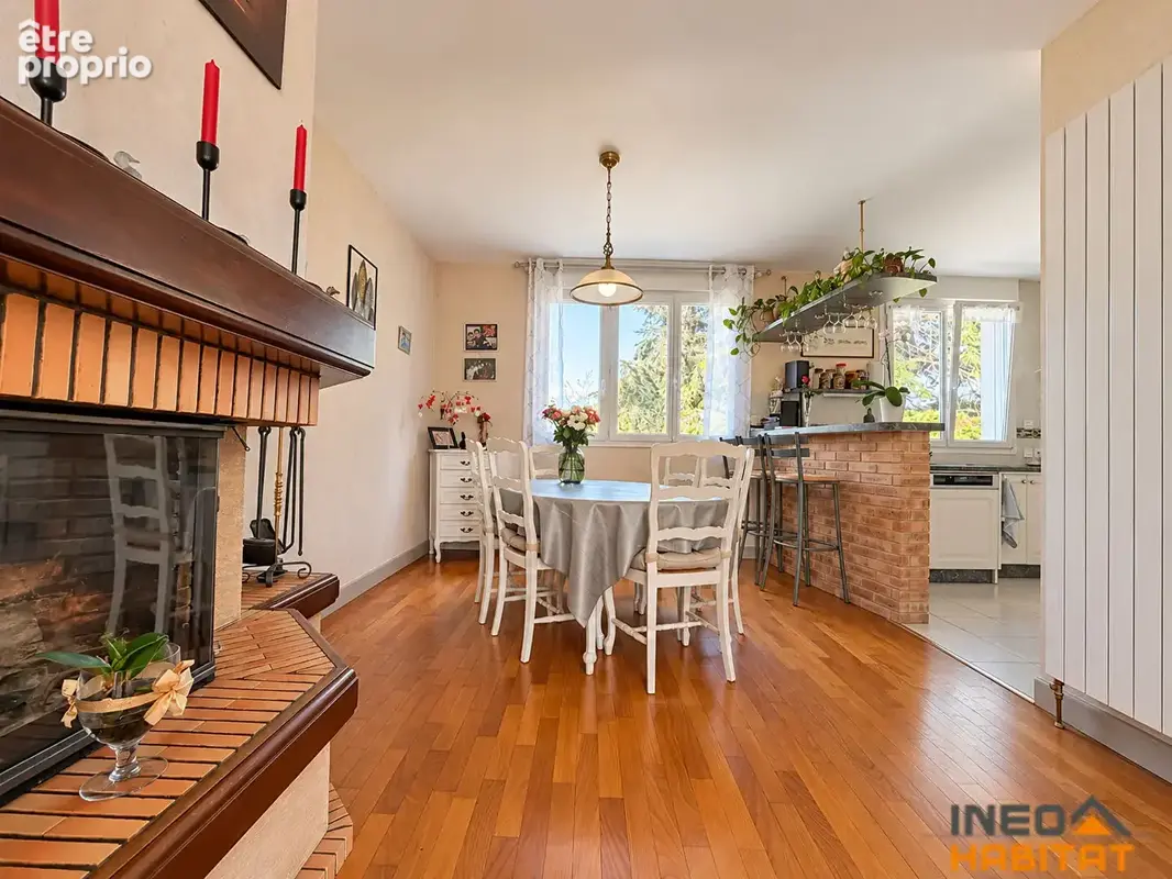 Maison 5 pièces - 4 chambres - Terrain de 2 780 m² - Au calme - photo 4