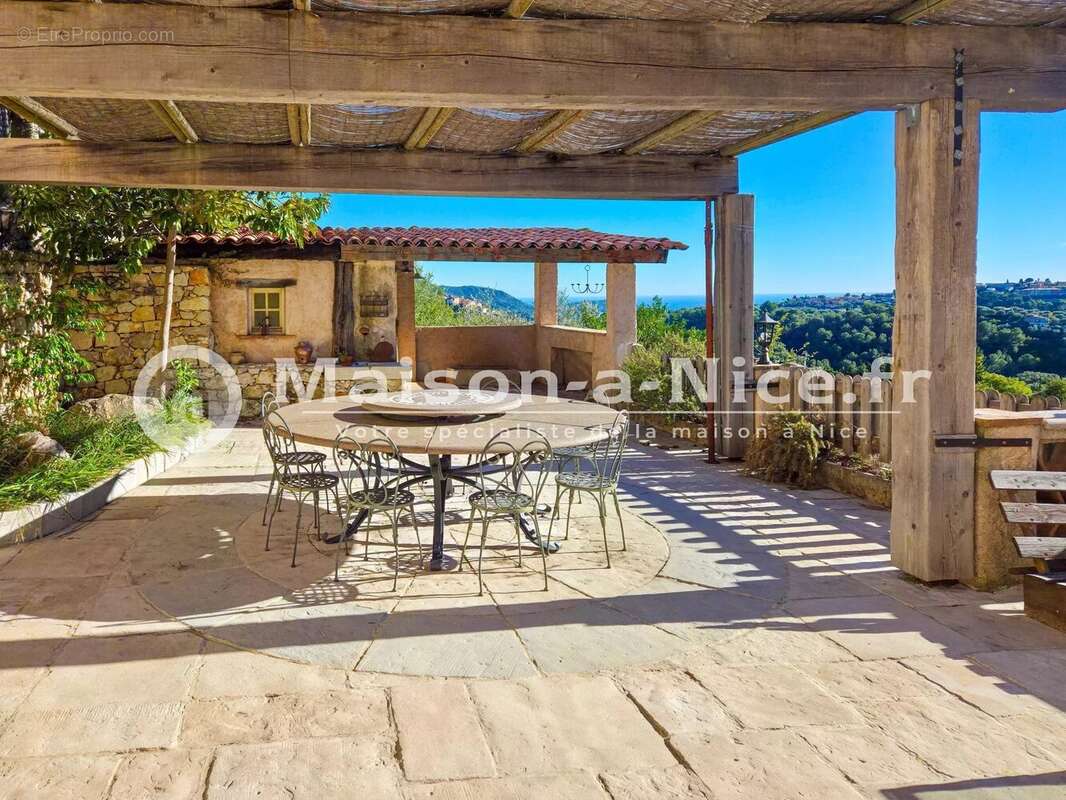 Maison à FALICON
