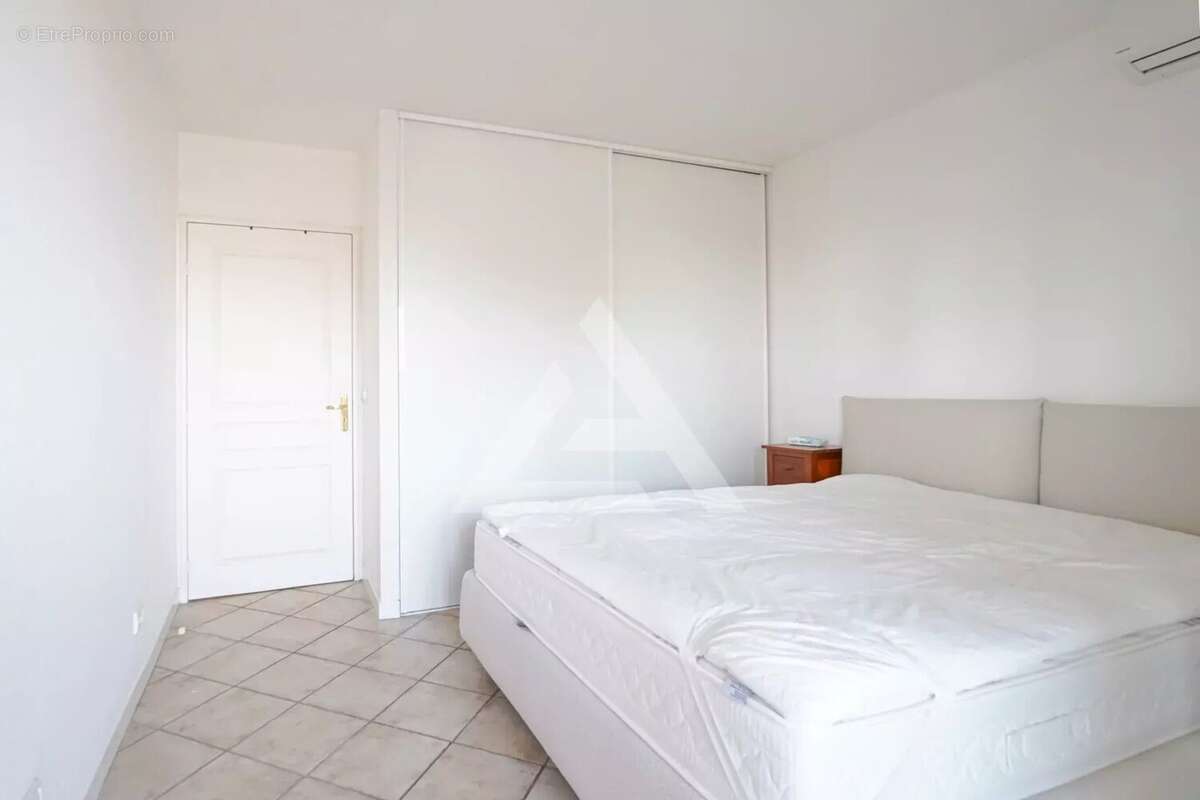 Appartement à BEAUSOLEIL