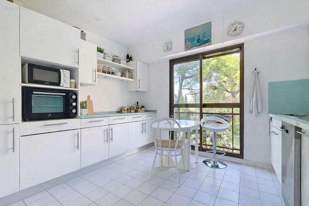 Cannes – quartier oxford _ duplex lumineux avec terrasse _ piscine - photo 7