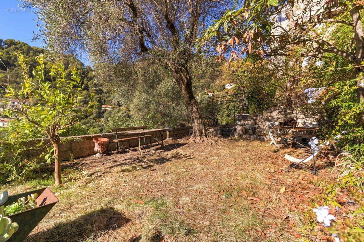 Appartement à PEILLON