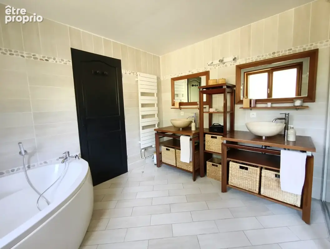 Maison semi-individuelle de caractère entièrement rénovée - photo 14