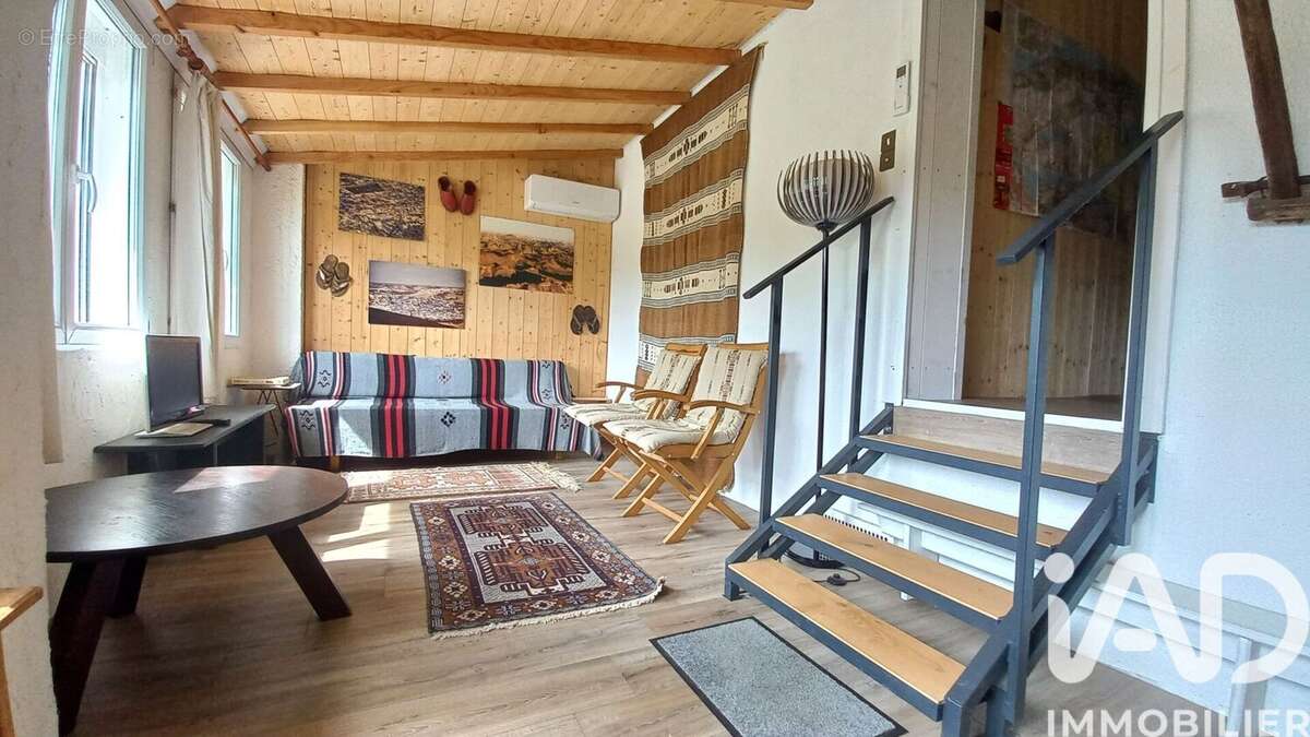 Photo 9 - Maison à SAINT-JULIEN-MOLIN-MOLETTE