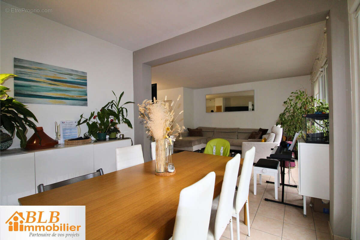 Appartement à MAUREPAS