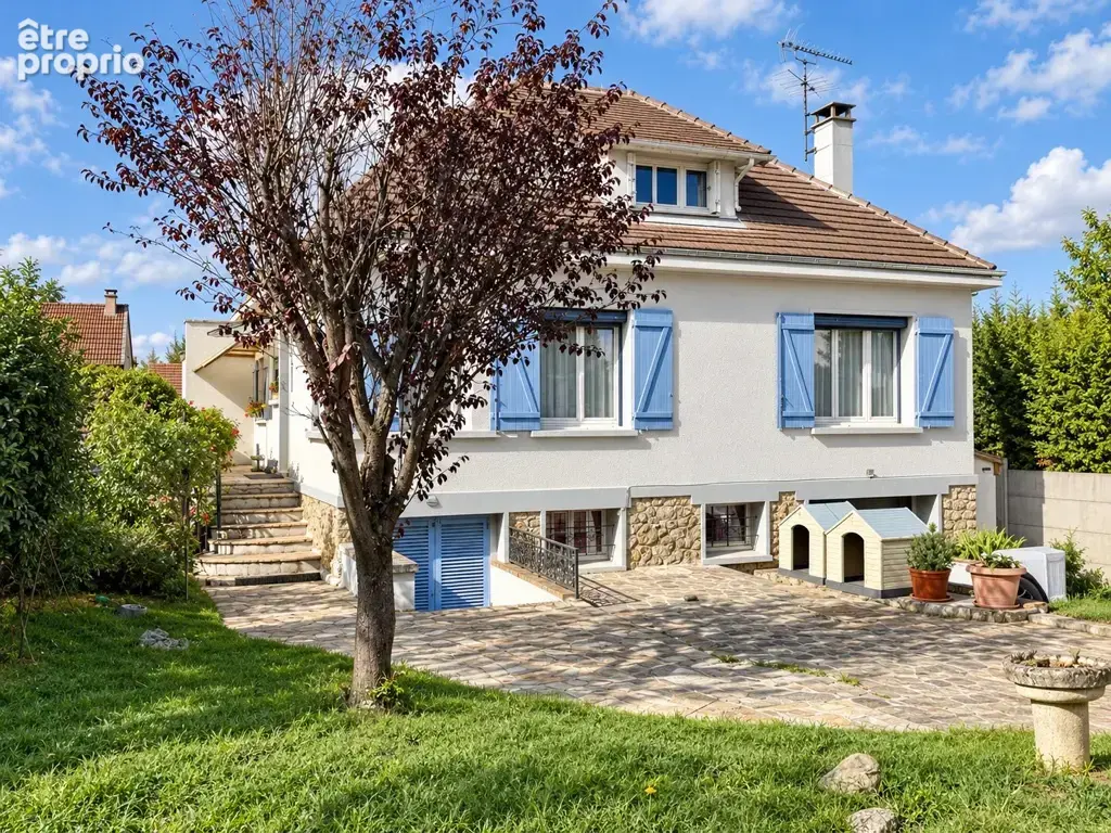 Maison à MORAINVILLIERS