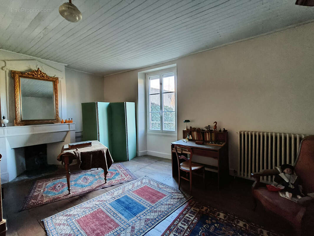 Maison à LA MOTHE-SAINT-HERAY
