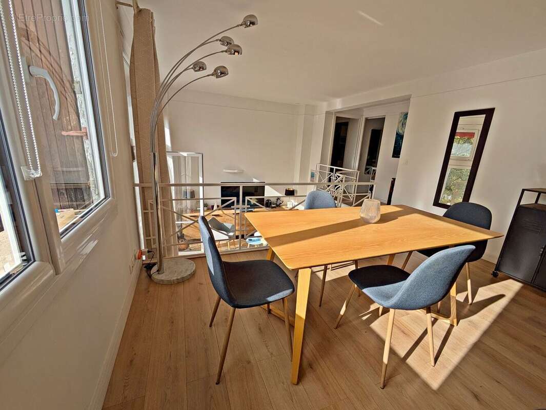 Appartement à VERSAILLES