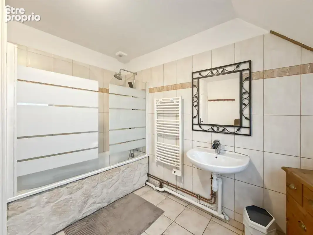  Coup de coeur  Pavillon parfaitement entretenu,  Jardin convivial, Garage  - photo 9
