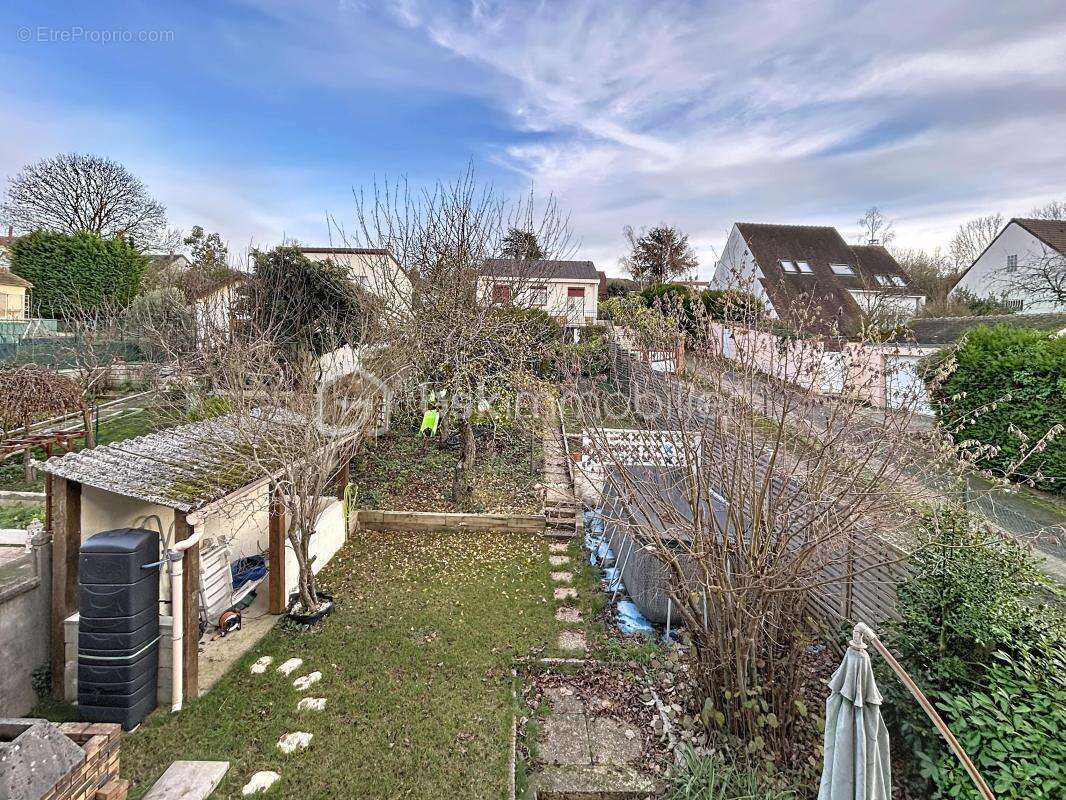 Maison à CORBEIL-ESSONNES