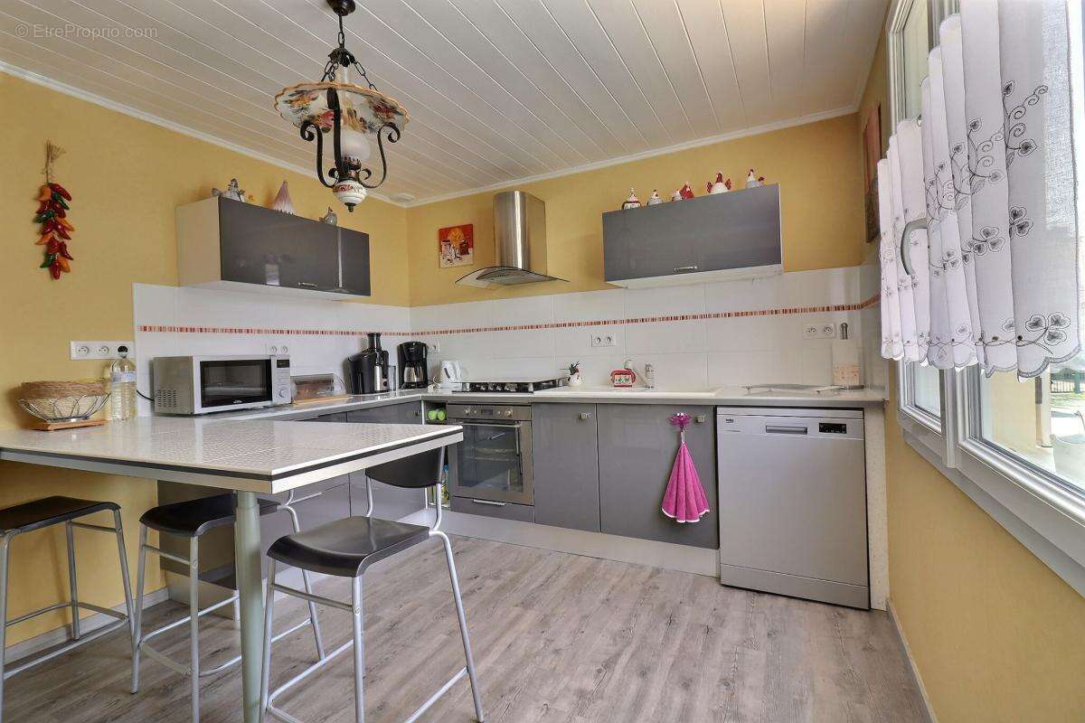 Maison 150 m² à Marsais  - photo 3