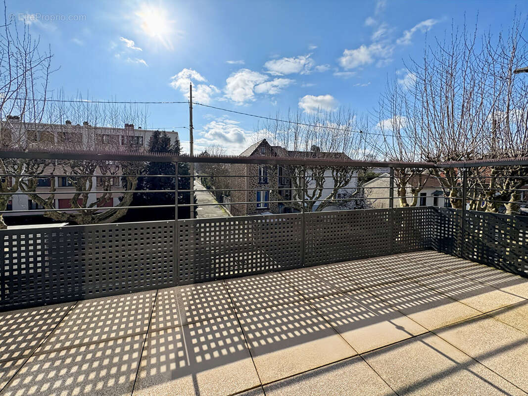 Appartement à ROSNY-SOUS-BOIS