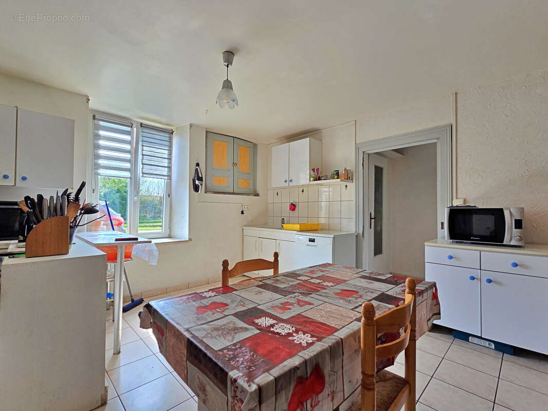 Maison à XIVRAY-ET-MARVOISIN