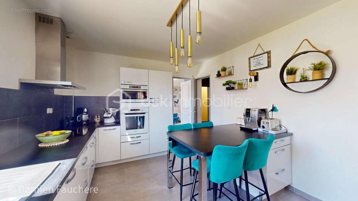 Maison à BOUSSY-SAINT-ANTOINE