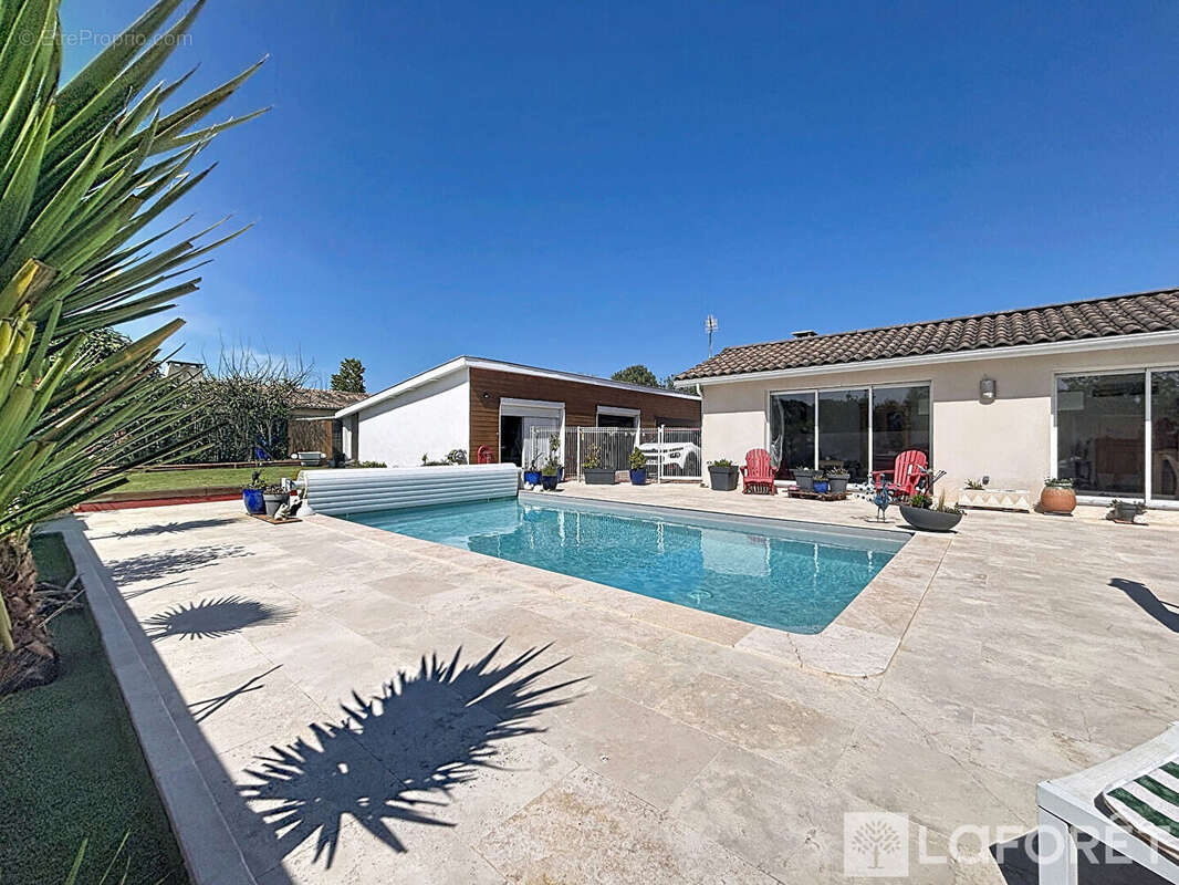 Maison à SAINT-ANDRE-DE-CUBZAC