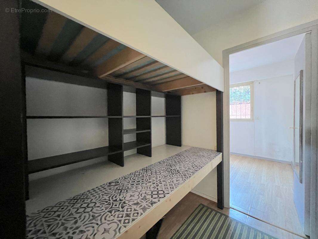 Appartement à VILLENEUVE-LOUBET