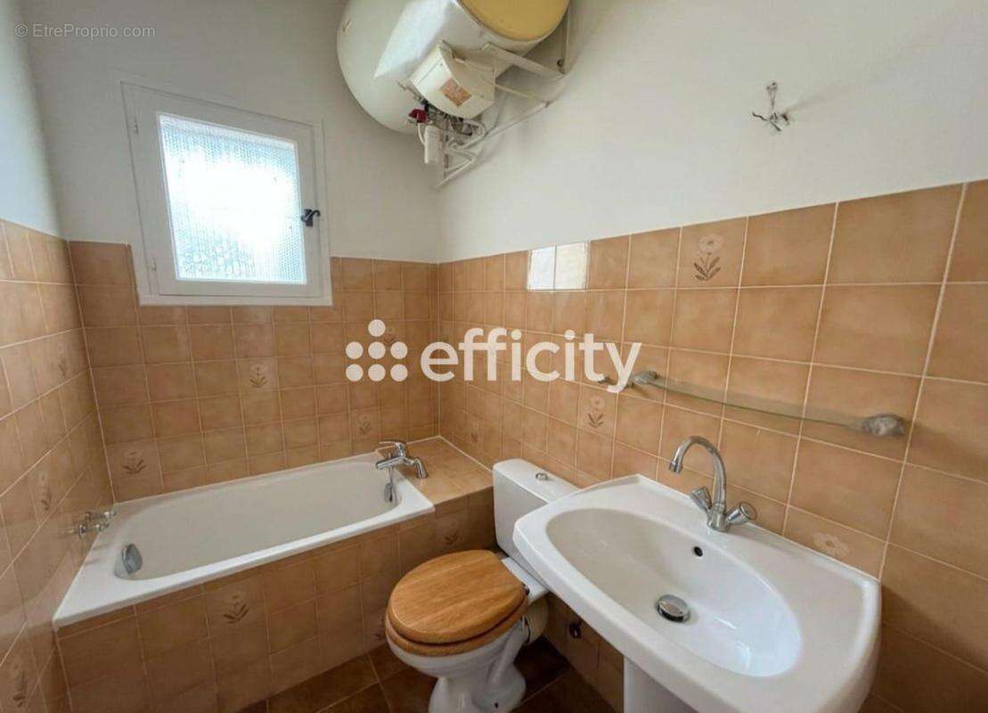 Appartement à LE BAR-SUR-LOUP