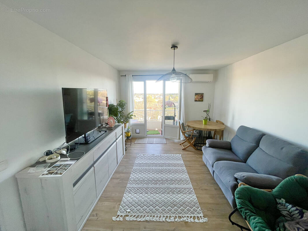 Appartement à LUNEL