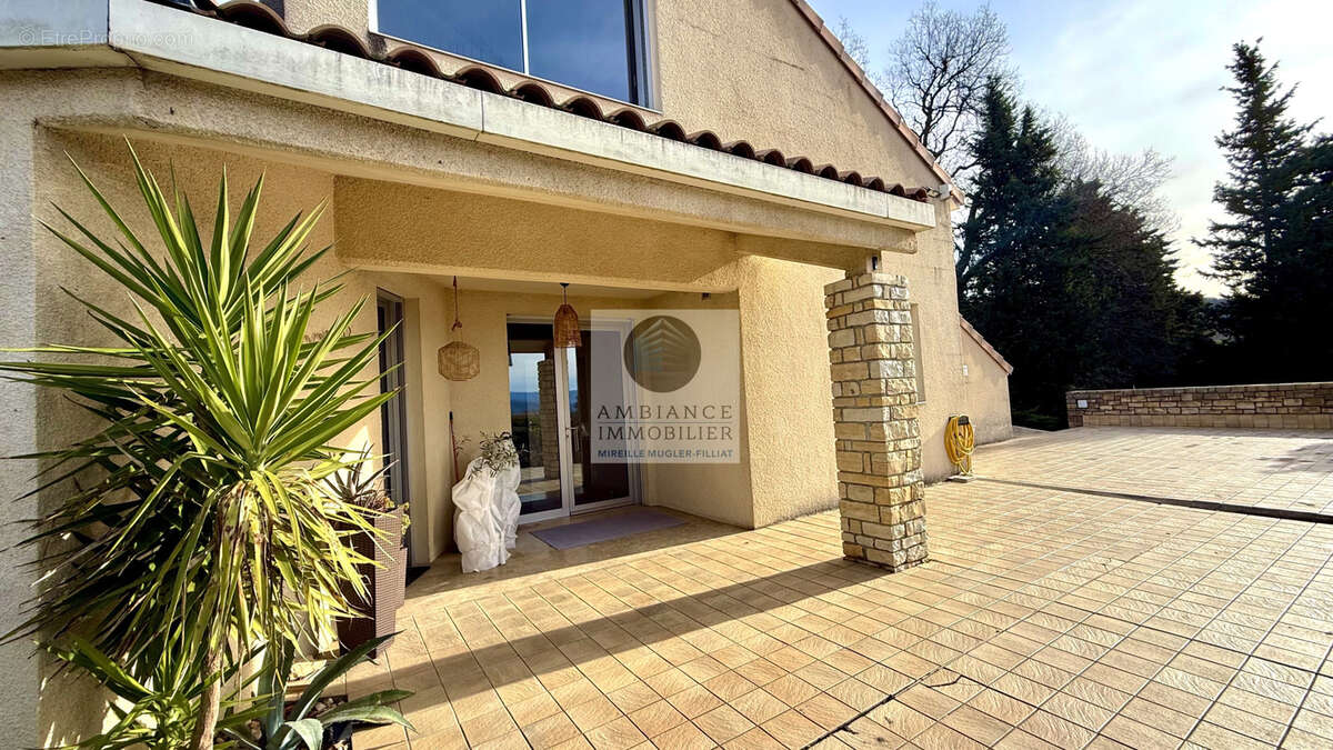 Maison à LORIOL-SUR-DROME