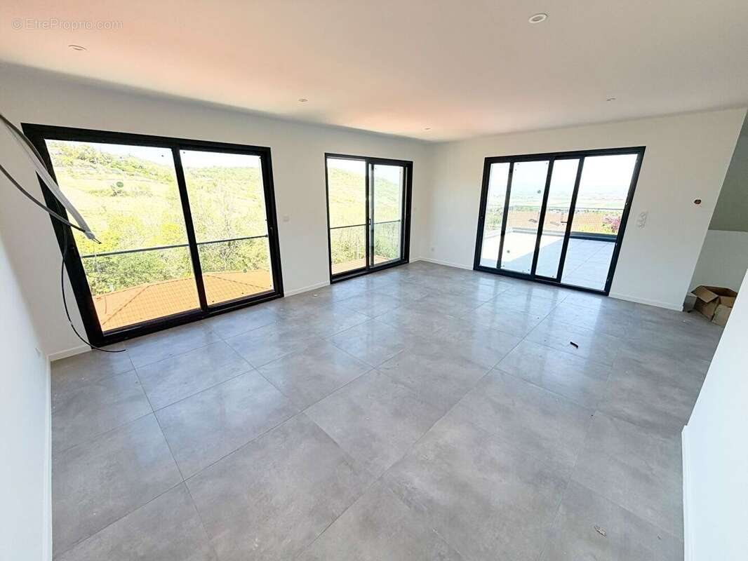 Villa 7 pièces de 261,53 - photo 9