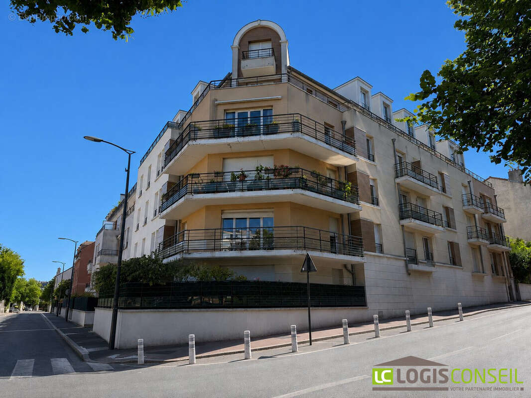 Appartement 25 m² à Chatillon  - photo 9