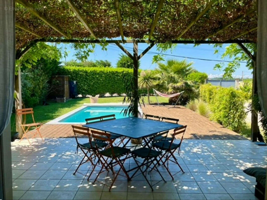 Maison à MONTFAUCON